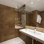 Hotel Novotel Lavant 4*