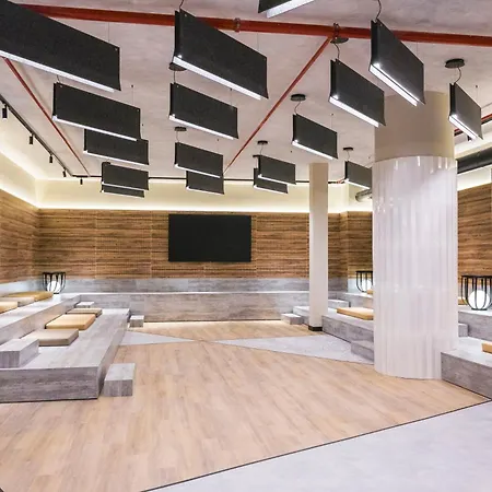 Szálloda Novotel Lavant 4*