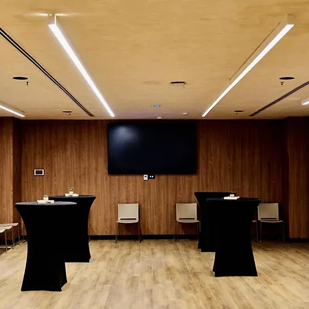 Hotel Novotel Lavant
