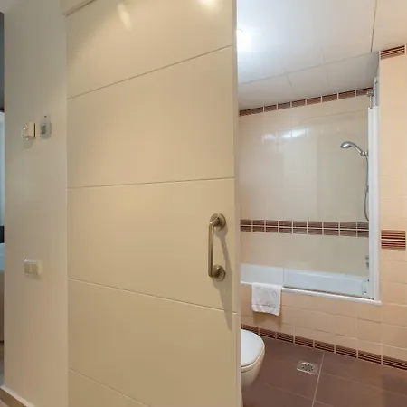 Hotell Novotel Lavant 4*