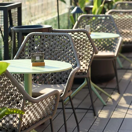 Ξενοδοχείο Novotel Lavant 4*