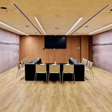 Ξενοδοχείο Novotel Lavant