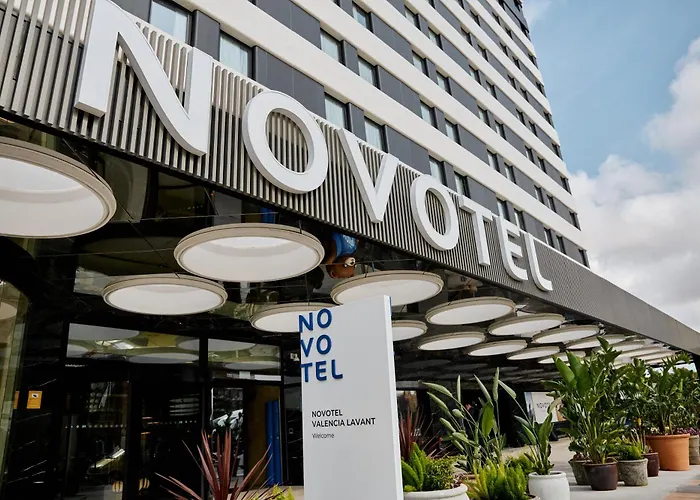Szálloda Novotel Lavant