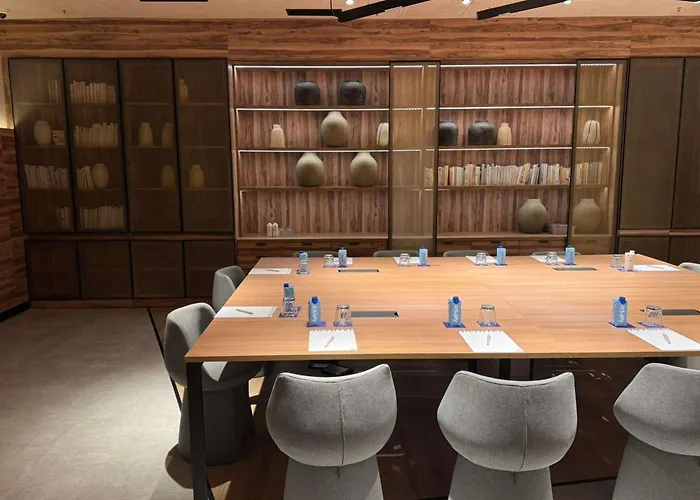 Hotel Novotel Lavant 4*