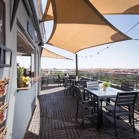 מלון Novotel Lavant 4*