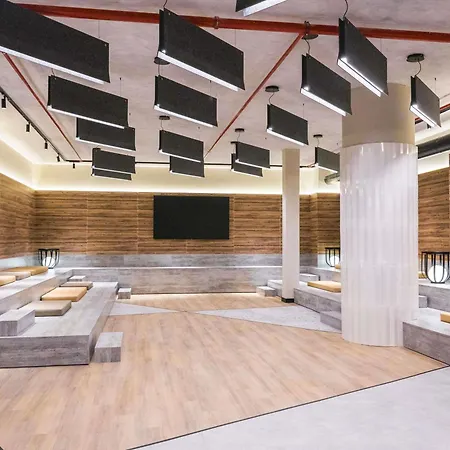 Hotel Novotel Lavant