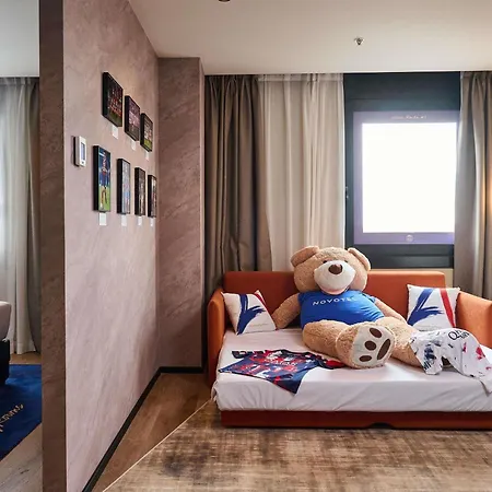 Expo Hotel 4*